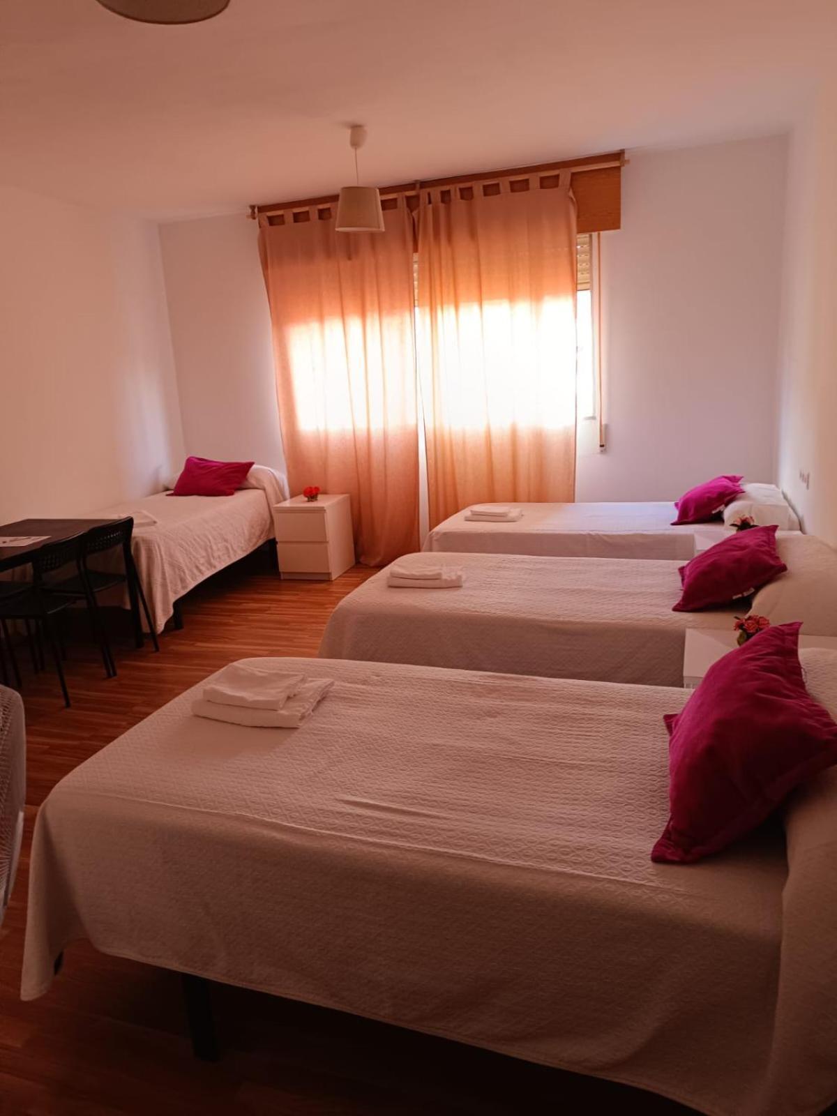 Pilgrim Rooms Редондела Экстерьер фото